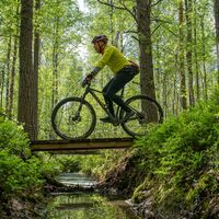 Jenseits des Grabens