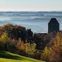 Burg Neuberg mit herrlichem Aussichtspunkt