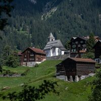 Das Bergdorf Pigniu ist Start und Ende des Trails