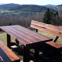 Rundwanderweg Kieferle/Knüllfeld - Sitzgruppe am Dicken Berg