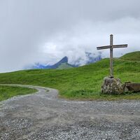 Kreuz bei der Skihütte