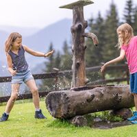Brunnen vor der Hütte