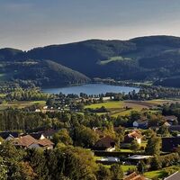Ausblick zum Stubenbergsee, Apfelland in der Oststeiermark
