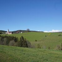 Blick auf Kraßnitz mit Kirche