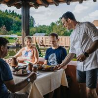 Stärkung in der Römischen Taverne