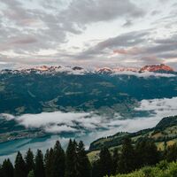 Walensee vor imposanter Bergkulisse