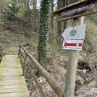 8_Wassethemenweg_Wegweiser.JPEG