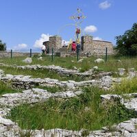 Archäologische Stätte und Belvedere des Causse-Felsens-Daniel Leboucher