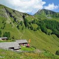 Die Jausenstation „Kröllalm“ lädt zu einer letzten Rast ein.