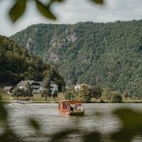 Fähre auf der Donau Haibach