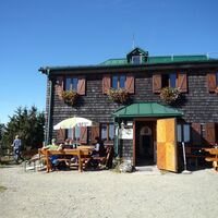 SteinplanHütte-Außenansicht2-Murtal-Steiermark