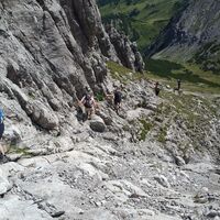 Abstieg vom Saulakopf über den alpinen Steig