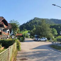 14.8 km Nach dem Gasthof rechts abbiegen