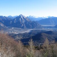 Blick auf das Becken von Tolmezzo