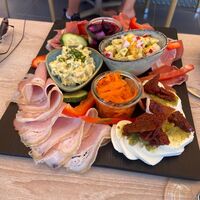 Frühstücken im Cafe Sonnenland