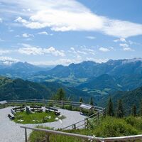 Aussichtsplattform am Trattberg - Aussicht bis zum Dachstein