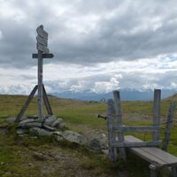 Am Klinglertörl mit Blick auf die Hohen Tauern.