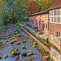 Wassermühle Sittensen mit Handwerkermuseum und Tourist-Info im Inneren