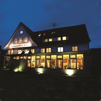 Naturpark-Wirt Landgasthof Löwen bei Nacht