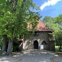 2-Ole-Kerk-Vorderansicht-ccbysa-foto©bispingen-touristik-min.jpeg