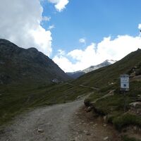 Martin-Busch-Hütte mit Marzellkamm