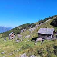 Sarsteinalm links