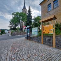 Infotafel in Neuhausen entlang der BLOCKLINE