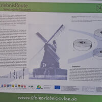 Die Infotafel der SteinErlebnisRoute zur Windmühle Elisabeth