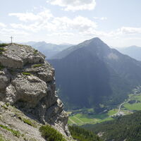 den schönen Ziegerstein lassen wir bei der Gelegenheit nicht aus