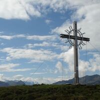 Lodron Gipfelkreuz
