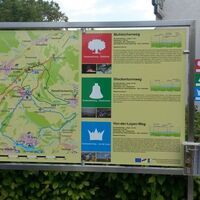 Informationstafel am Dorfgemeinschaftshaus in Börsborn