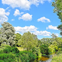 Durch das Ostetal mit malerischer Flusslandschaft