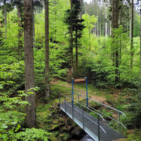 Brücke im Wegeverlauf