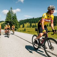 Rennradgruppe  (c) bernhard bergmann