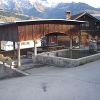 Dorfbrunnen in Luven