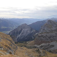 Tiefblick zum Ebner Joch