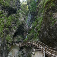 steil wie es sich für eine Klamm gehört...