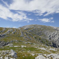 gemütlich gehts die letzten Meter zum Gipfel