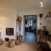 Ethnologisches Museum Mošnje (Gegenstände aus dem Alltagsleben der Bewohner des Dorfes Mošnje)