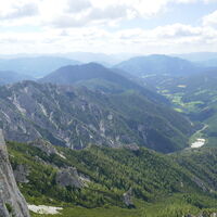 Tiefblick Karlschütt, davor die Wallmerin