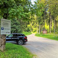 Parkplatz Waldgasthauses "Auerhahn"