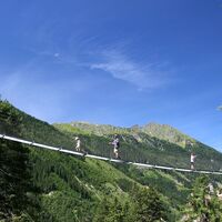 Hängebrücke über die Höll-Schlucht