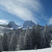vor Berghaus Gurnigelpass - Winterwanderung Selibüel