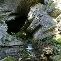 die Konradhöhle bietet auch von außen einen schönen Anblick