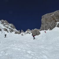 Im oberen Schlußteil wird die Rinne rund 40 Grad steil.
