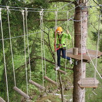 Kletterspaß im Waldseilgarten Höllschlucht