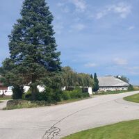 4.3 km Links bei Gabelung in Wienau