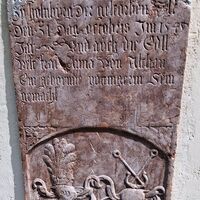 Rechts vom Kirchentor