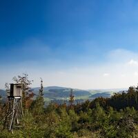 Hochsitz mit Ausblick bei Willingen