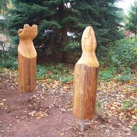 Skulpturen entlang des Pumpälzweges im Gauchsthal